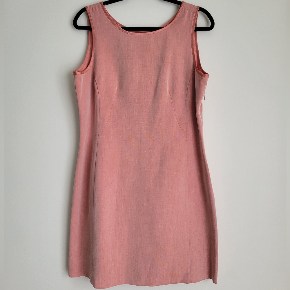 Vintage Laura Ashley dress in salmon pink. Size 10 USA